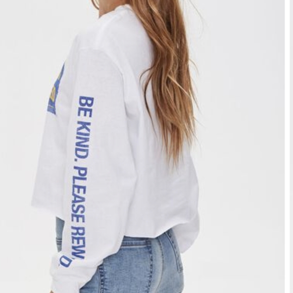 Forever 21 Blockbuster Video Long Sleeve Crop - Picture 2 of 6